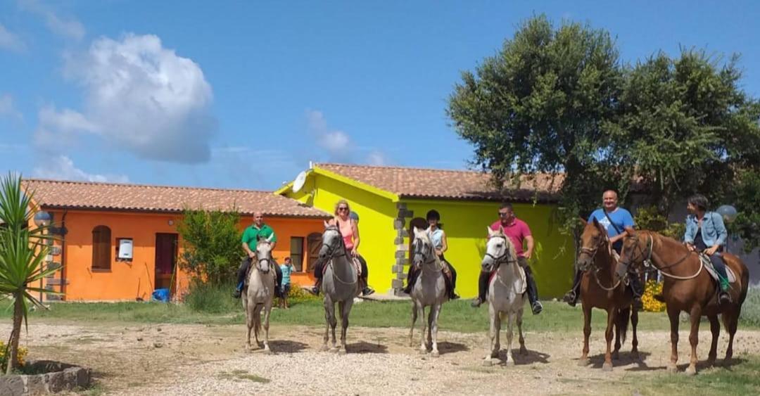 Lugh'E Luna Village Narbolia Exterior photo